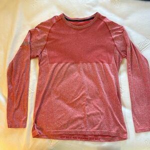 Men’s Nike dri-fit long sleeve.